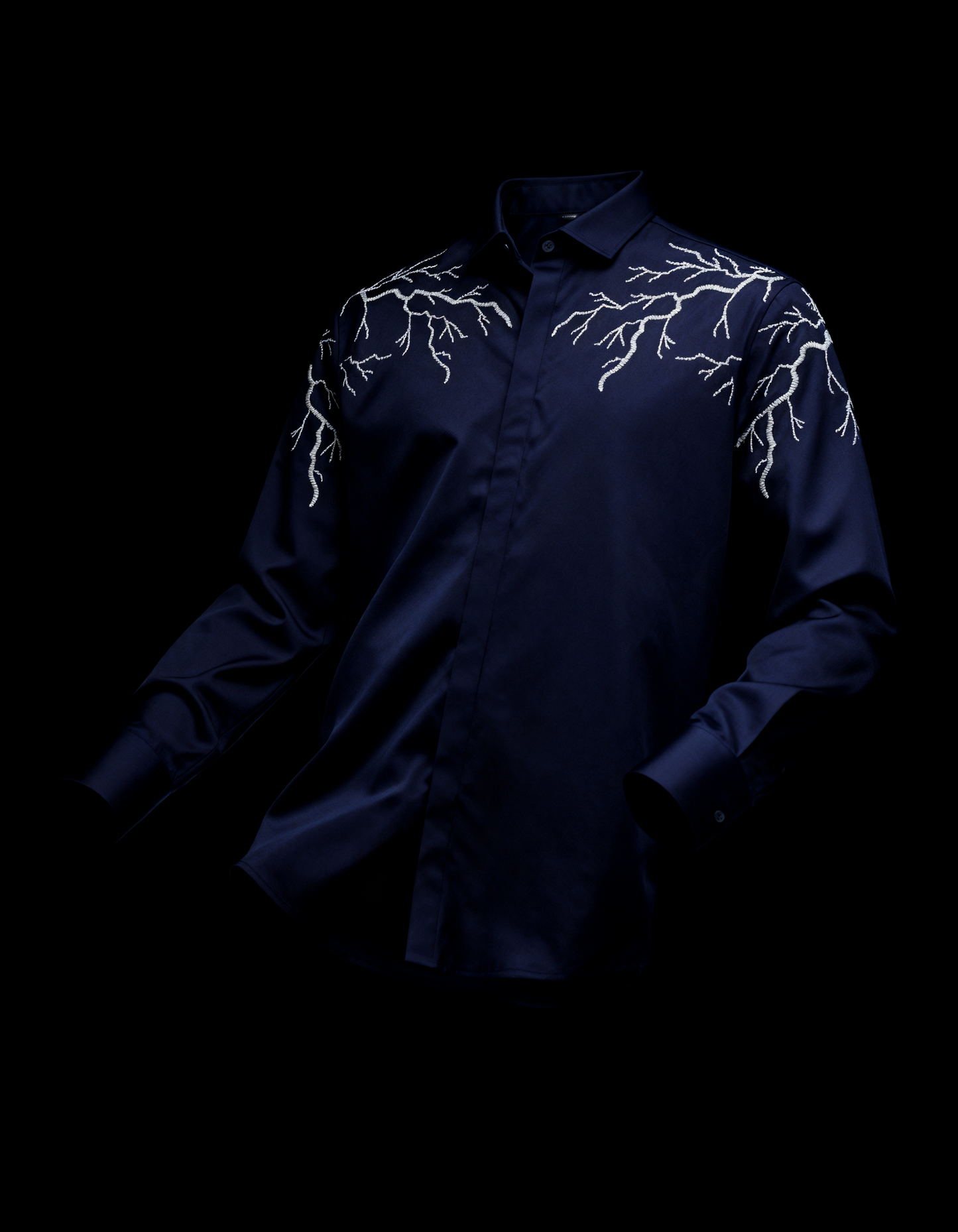 The Stormline (blue) – Handcrafted Embroidered Shirt